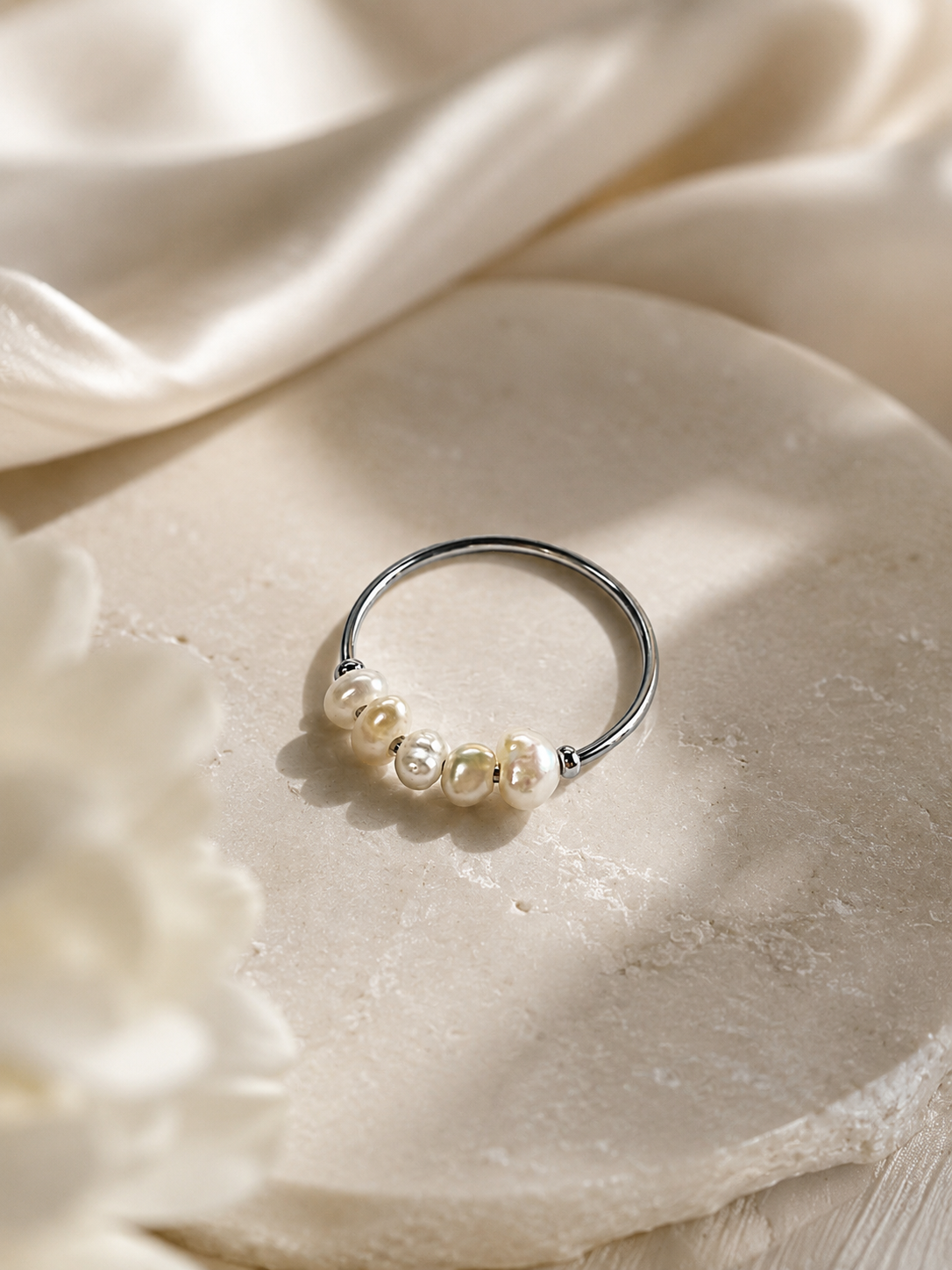 Lunaria Pearl Ring